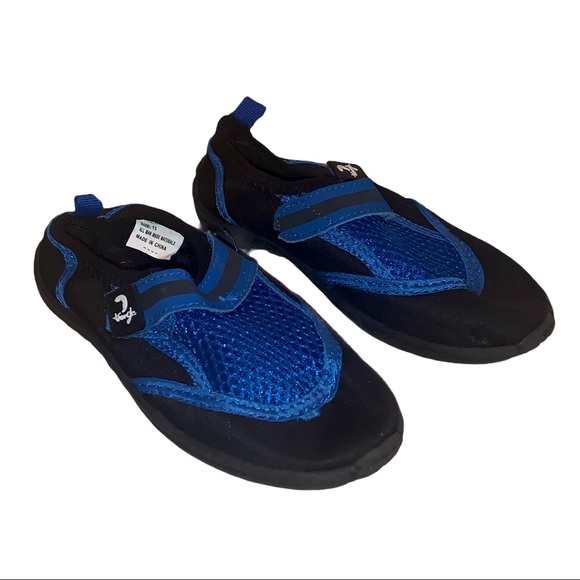 velcro water shoes